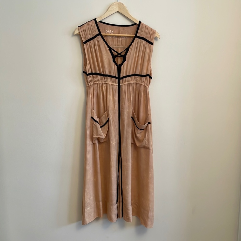 Elfarrow Dress